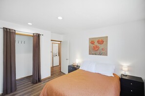 3 habitaciones, cuna de viaje, wifi y ropa de cama 