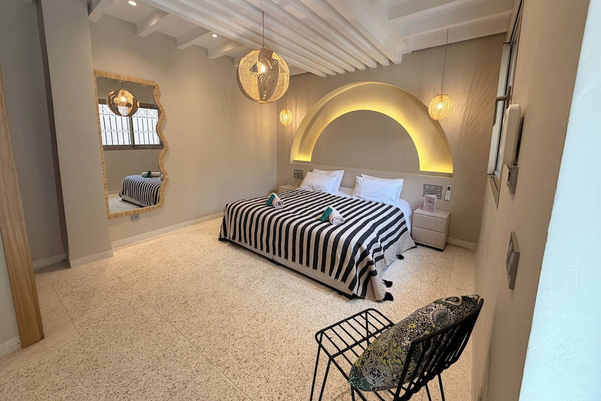 Deluxe Suite, Courtyard View