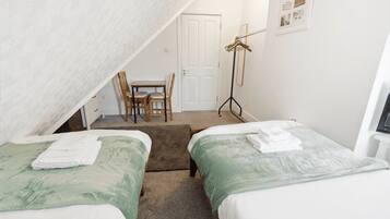 Iron/ironing board, WiFi, bed sheets