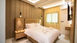2 bedrooms, iron/ironing board, WiFi, bed sheets - Modern apartment in one of Tangier's most sought-after complexes (Tanger)