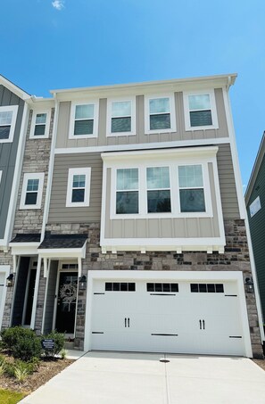 Exterior - Modern Cottage Suite with Private Entrance, Outdoor Patio, & Off-Street Parking (Apex)