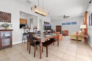 Dining - Family Retreat for 14 in Reunion Resort with Pool (Kissimmee)