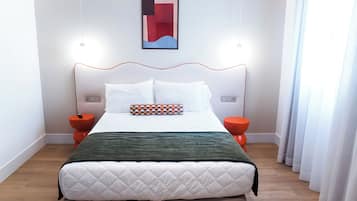 Espace de travail pour ordinateur portable, Wi-Fi gratuit, draps fournis