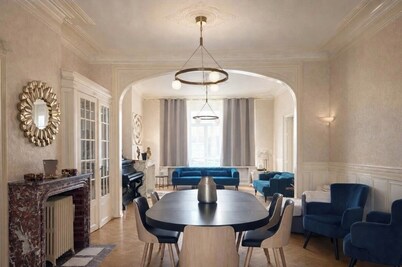 Large House (sleeps 10) • Parking • Perfect for families and professionals
