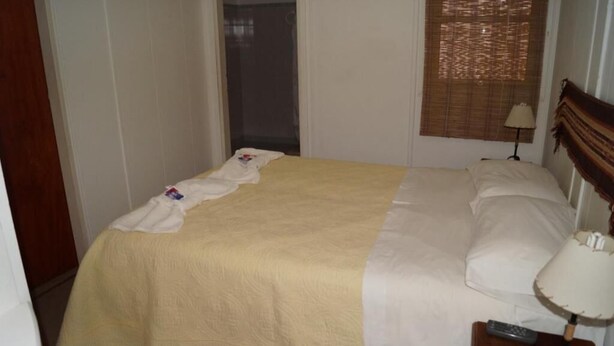 Classic Quadruple Room | In-room safe - La Posada de los Robles (Las Grutas)