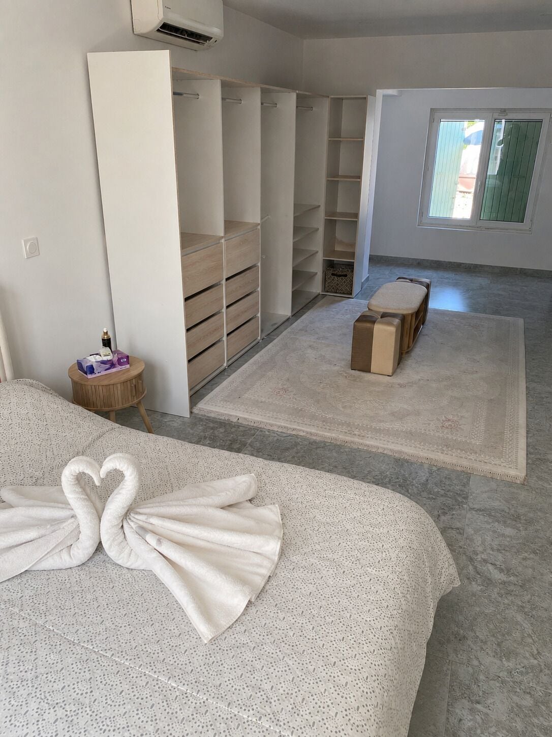 1 chambre, fer et planche à repasser, Wi-Fi gratuit, draps fournis