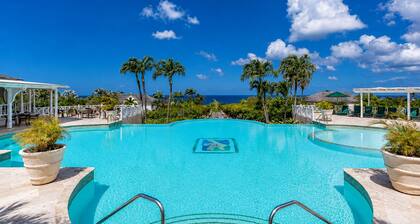 Idyllic Penthouse with 2 Private Terraces & Beach Club Access, Sugar Hill Resort
