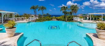 Idyllic Penthouse with 2 Private Terraces & Beach Club Access, Sugar Hill Resort