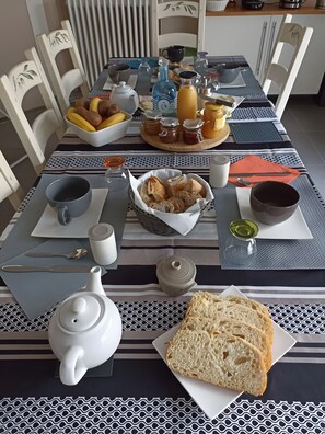 Dining - Les Agapanthes - Littoral Room (Les Sables-d'Olonne)