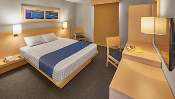 Standard Room, 1 Queen Bed | In-room safe, desk, iron/ironing board, free WiFi