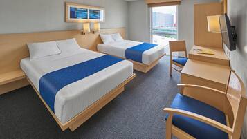 Standard Room, 1 Queen Bed | In-room safe, desk, iron/ironing board, free WiFi