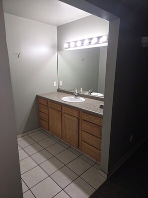 Handtücher, Seife, Toilettenpapier