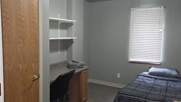 4 bedrooms, WiFi, bed sheets