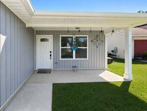 Exterior - Captain`s Quarters - New Listing (Pensacola)