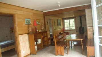 Basic House, Patio, Garden View | Dining