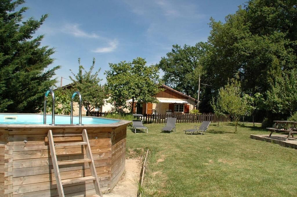 Basic House, Patio, Garden View | Pool | Seasonal outdoor pool