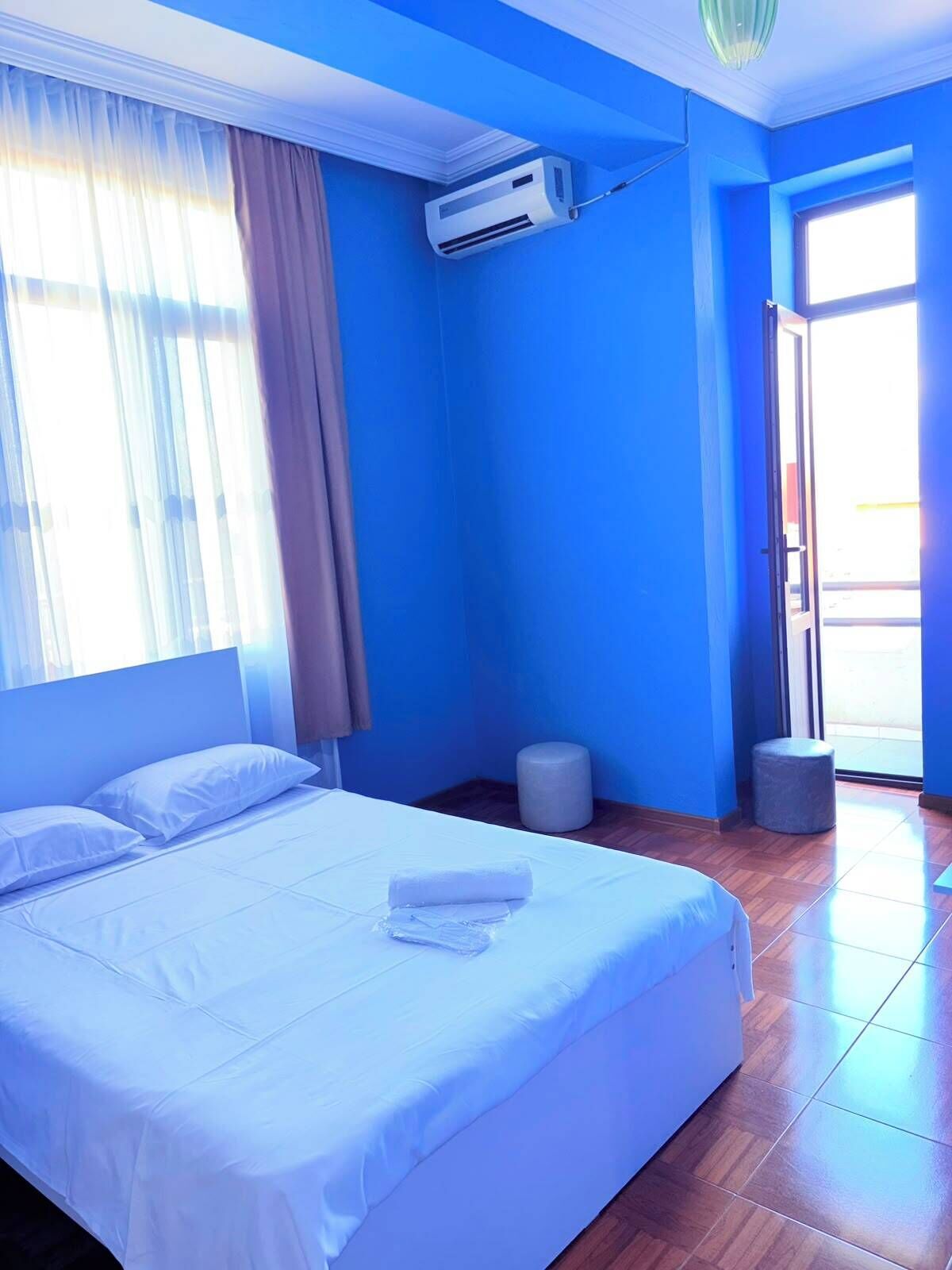 Egyptian cotton sheets, premium bedding, down duvets