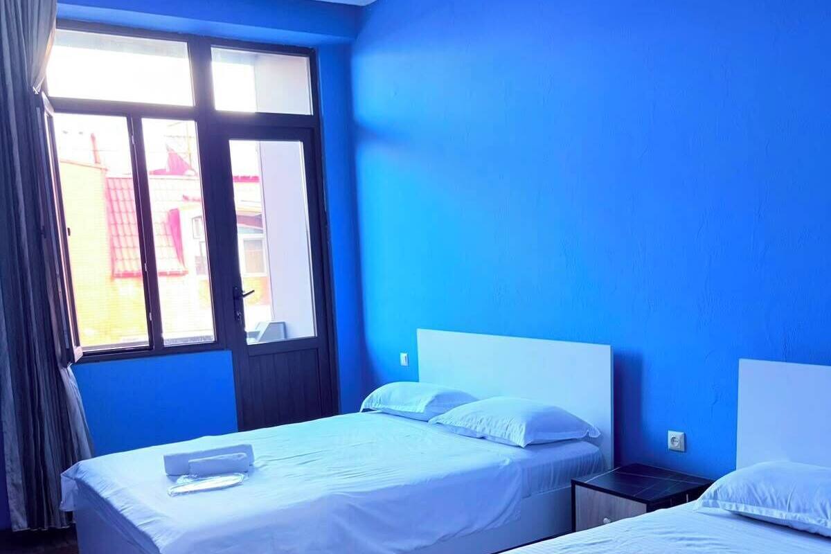 Classic Room, Balcony | In-room safe, desk, laptop workspace, blackout drapes