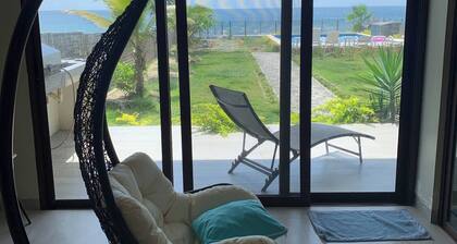 Casa Vida Beachfront Home in Manglaralto
