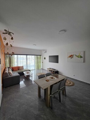 Interior - The Zen Den - Modern 2 Bed, 2 Bath Apartment - Air-Con - Balcony - Walk to Beach (Sal Rei)