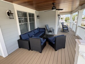 Property grounds - Spacious 7-bedroom home in Avalon perfect for families, with pool & hot tub. (Avalon)