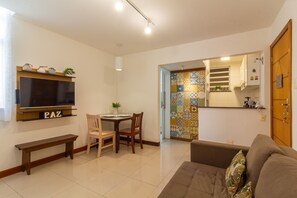 1 bedroom - 10 min From Flamengo Beach Sv1004 (Rio de Janeiro)
