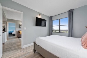 2 habitaciones, tabla de planchar con plancha, internet y ropa de cama 