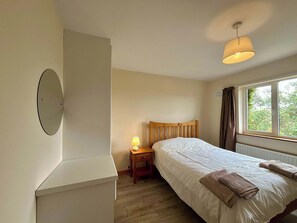 Room - An Tulan Cleasach Spiddal (Spiddal)