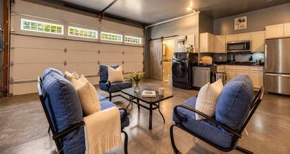 Carriage Loft — Quiet Retreat, Sheridan WY