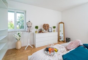 Apartamento Deluxe, balcón, vistas al jardín | Wifi gratis