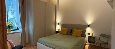 1 habitación, wifi y ropa de cama