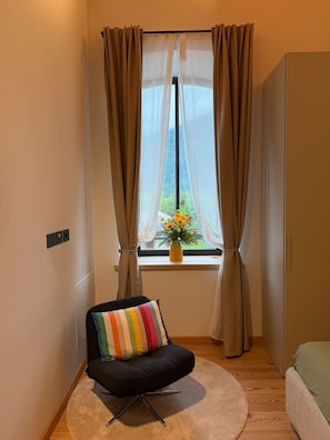 Interior - Elegant two-room apartment right in the heart of the city. Conveniently located near amenities and ski facilities. (Agordo)