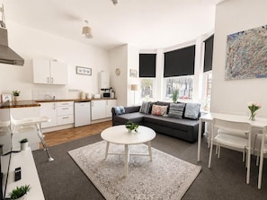 Living area - Euston Road - Beach Apartment 7 (Great Yarmouth)