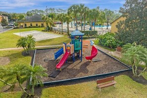 Children’s area - 4 Bedrooms / 3 Bathrooms / Paradise Palms (8962 CP) (Kissimmee)