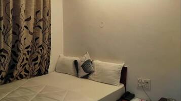 Classic Double Room | Free WiFi
