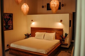 1 bedroom, internet, bed sheets