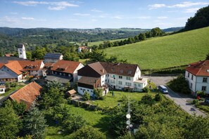 Exterior - Large Evergreen Apartment for up to 8 People Near Waldshut (Waldshut-Tiengen)