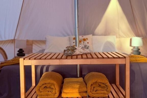 Tent, Courtyard View | WiFi (free)