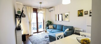 New Modern Apartment with Balcony