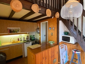 Coffee/tea maker, fridge, microwave, oven - Cozy T2 mezzanine, parking, pets OK - 5 guests (Port Leucate)