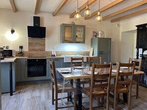 Dining - Comfortable house, parking, pets allowed - 6 guests (BOISBRETEAU)