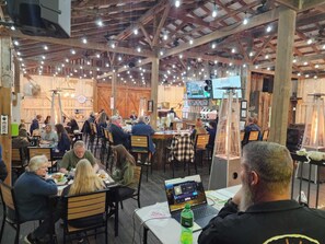 Dining - Cabin on The Hill at 4 Guys RV Park Campground (Stanton)