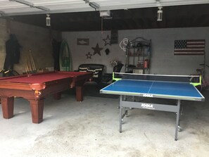 Games room - Ocean Block.  Amazing 5-bedroom house with AC in charming Spring Lake! (Spring Lake)