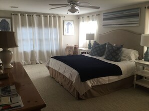 Iron/ironing board, Internet, bed sheets - Ocean Block.  Amazing 5-bedroom house with AC in charming Spring Lake! (Spring Lake)
