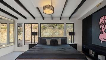 2 chambres, fer et planche à repasser, Wi-Fi, draps fournis