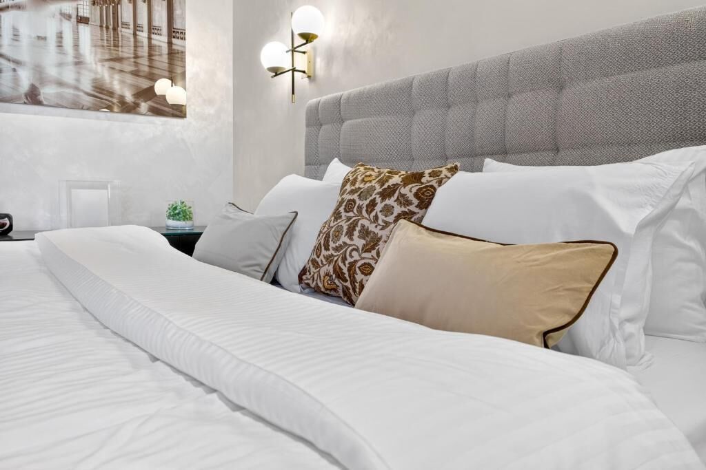 Suite – superior, terrasse, hageutsikt | Wi-fi (inkludert)