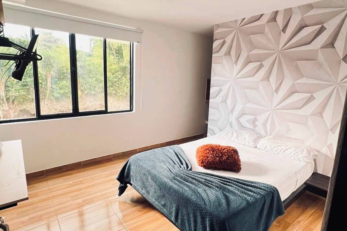 Classic Room, Garden View | Desk, WiFi (free)