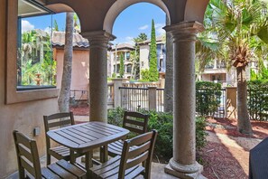 Ferienhaus, Mehrere Betten (Villa Mirabella) | Speisen im Freien