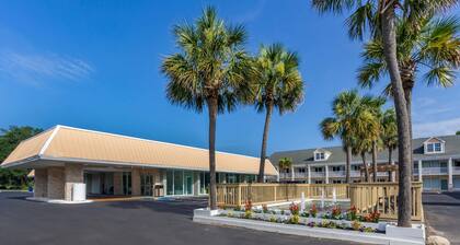 Days Inn By Wyndham Pawleys Island