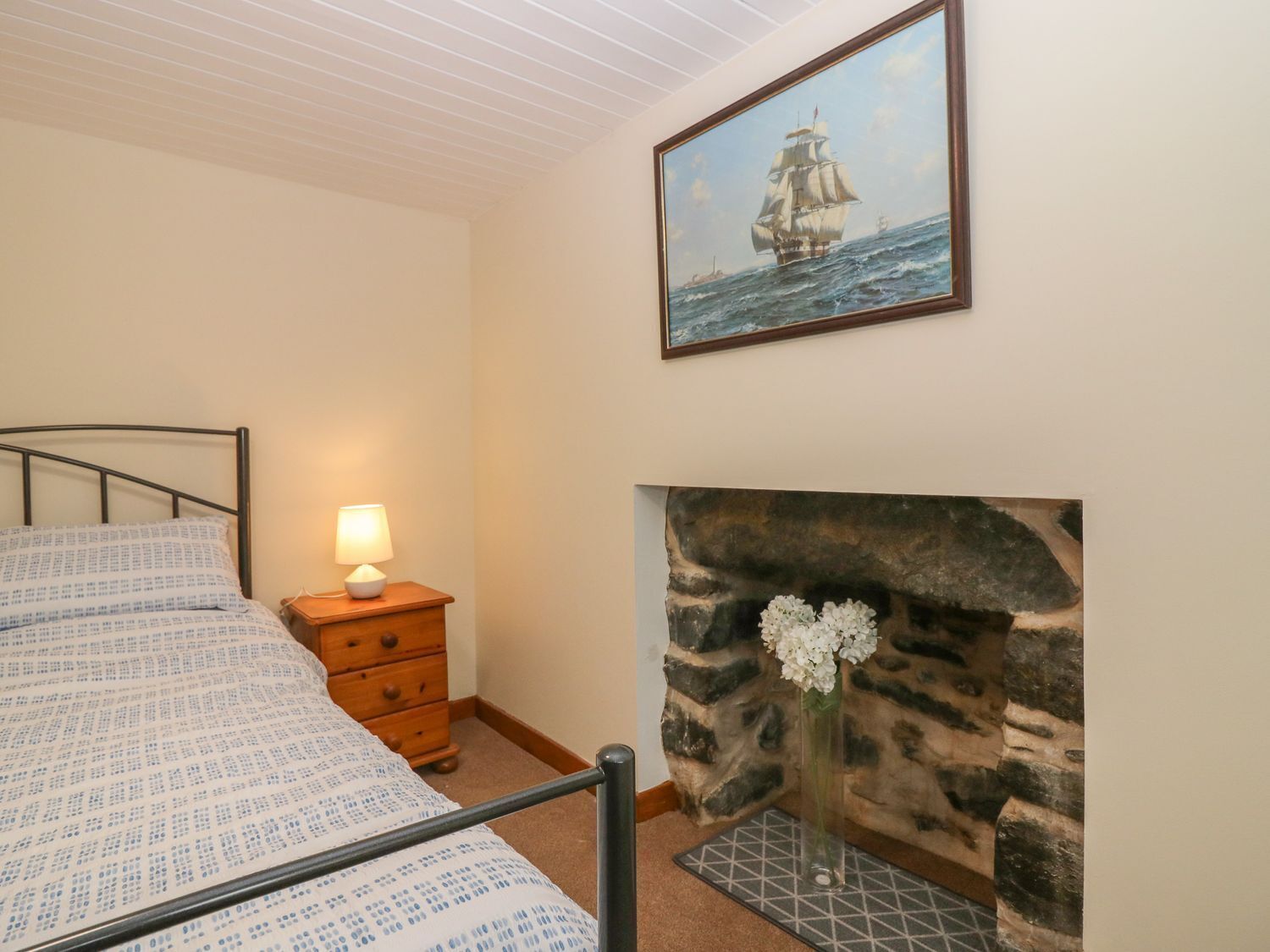 2 bedrooms, WiFi (free), individually decorated, individually furnished